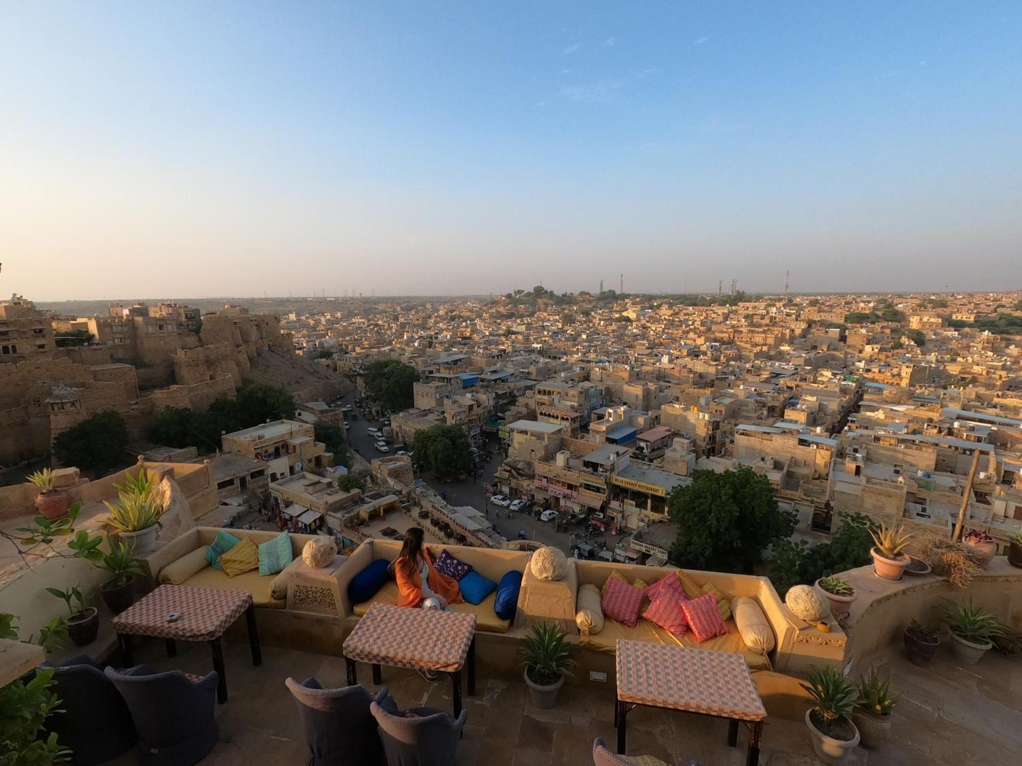 Hotel Garh Jaisal Haveli Джайсалмер Екстериор снимка