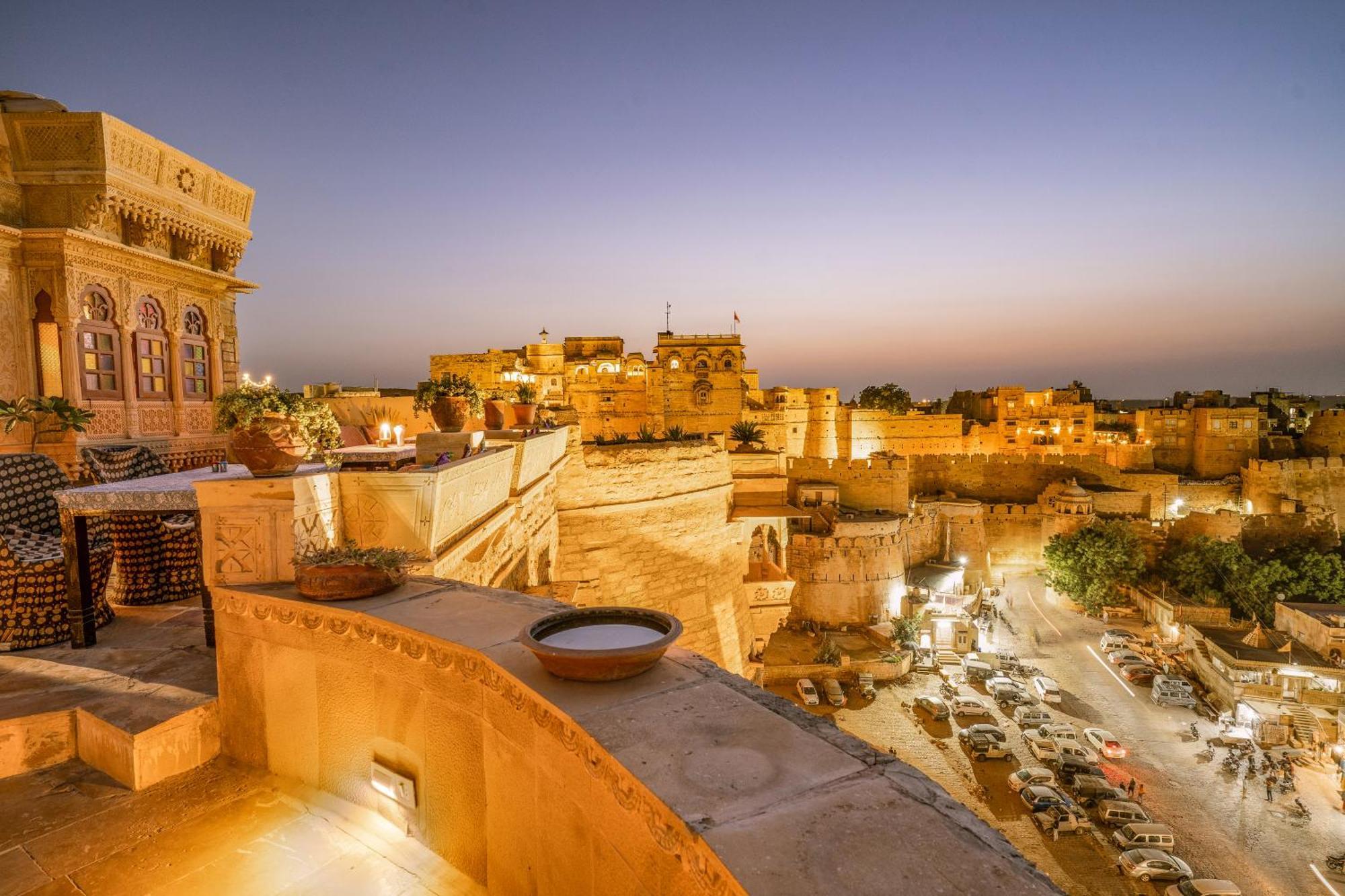 Hotel Garh Jaisal Haveli Джайсалмер Екстериор снимка