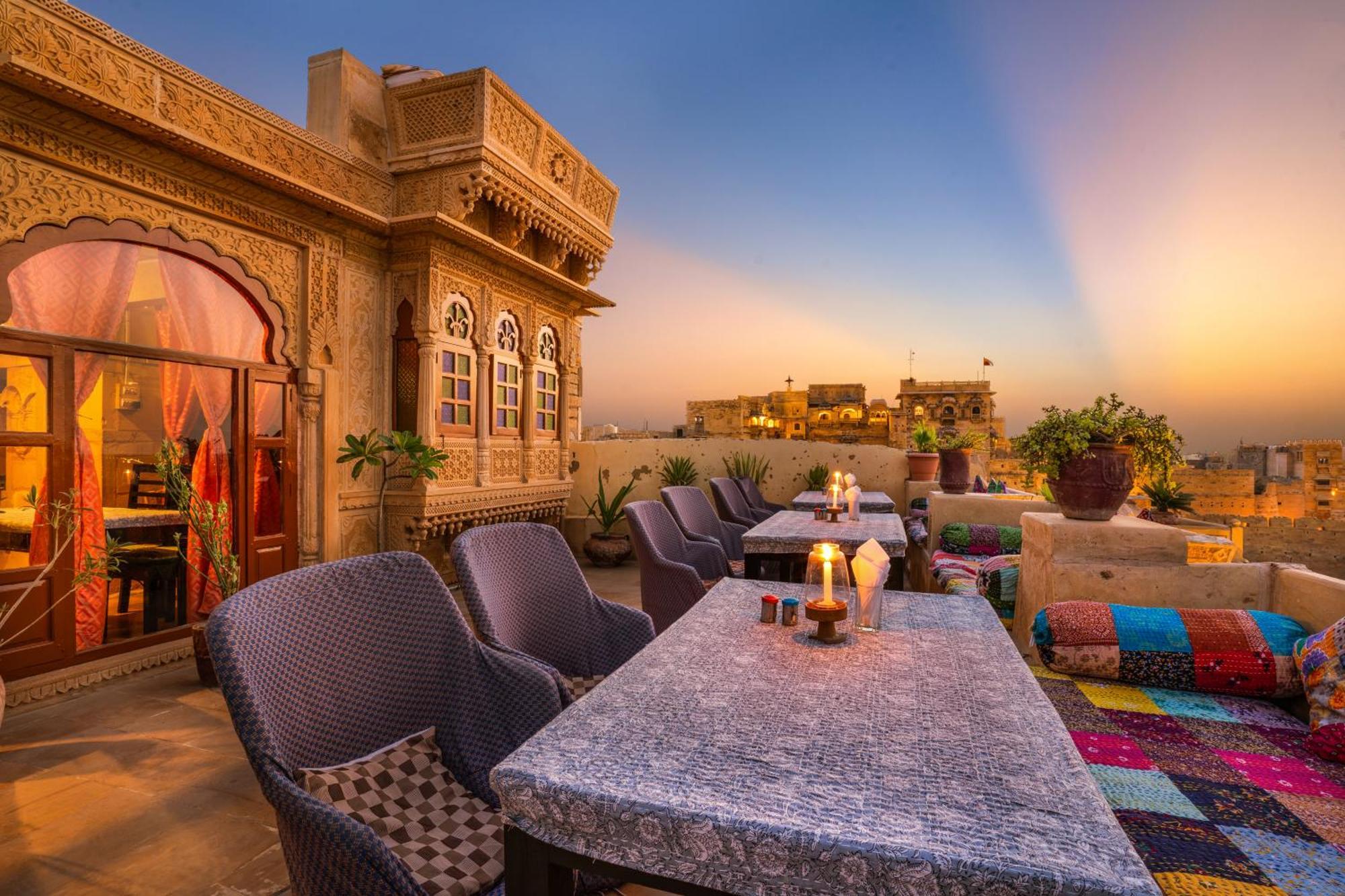 Hotel Garh Jaisal Haveli Джайсалмер Екстериор снимка