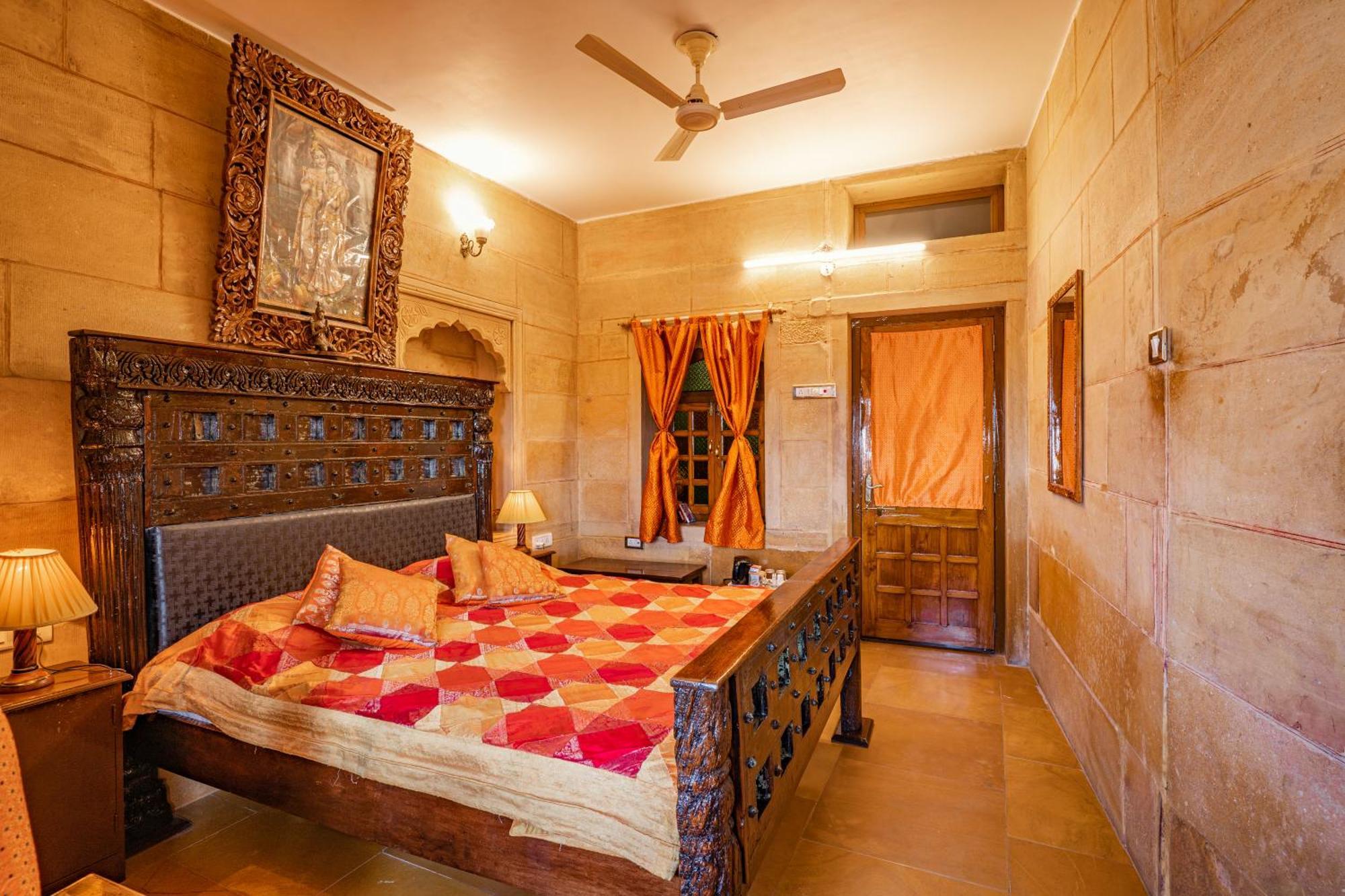 Hotel Garh Jaisal Haveli Джайсалмер Екстериор снимка