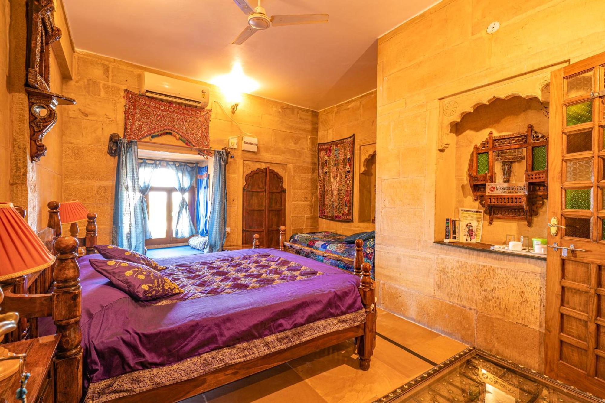 Hotel Garh Jaisal Haveli Джайсалмер Екстериор снимка