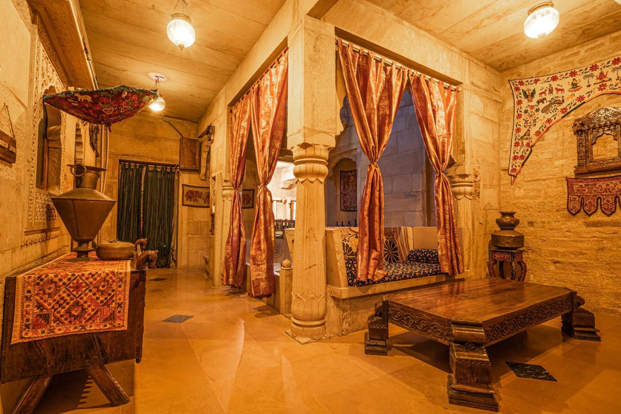 Hotel Garh Jaisal Haveli Джайсалмер Екстериор снимка