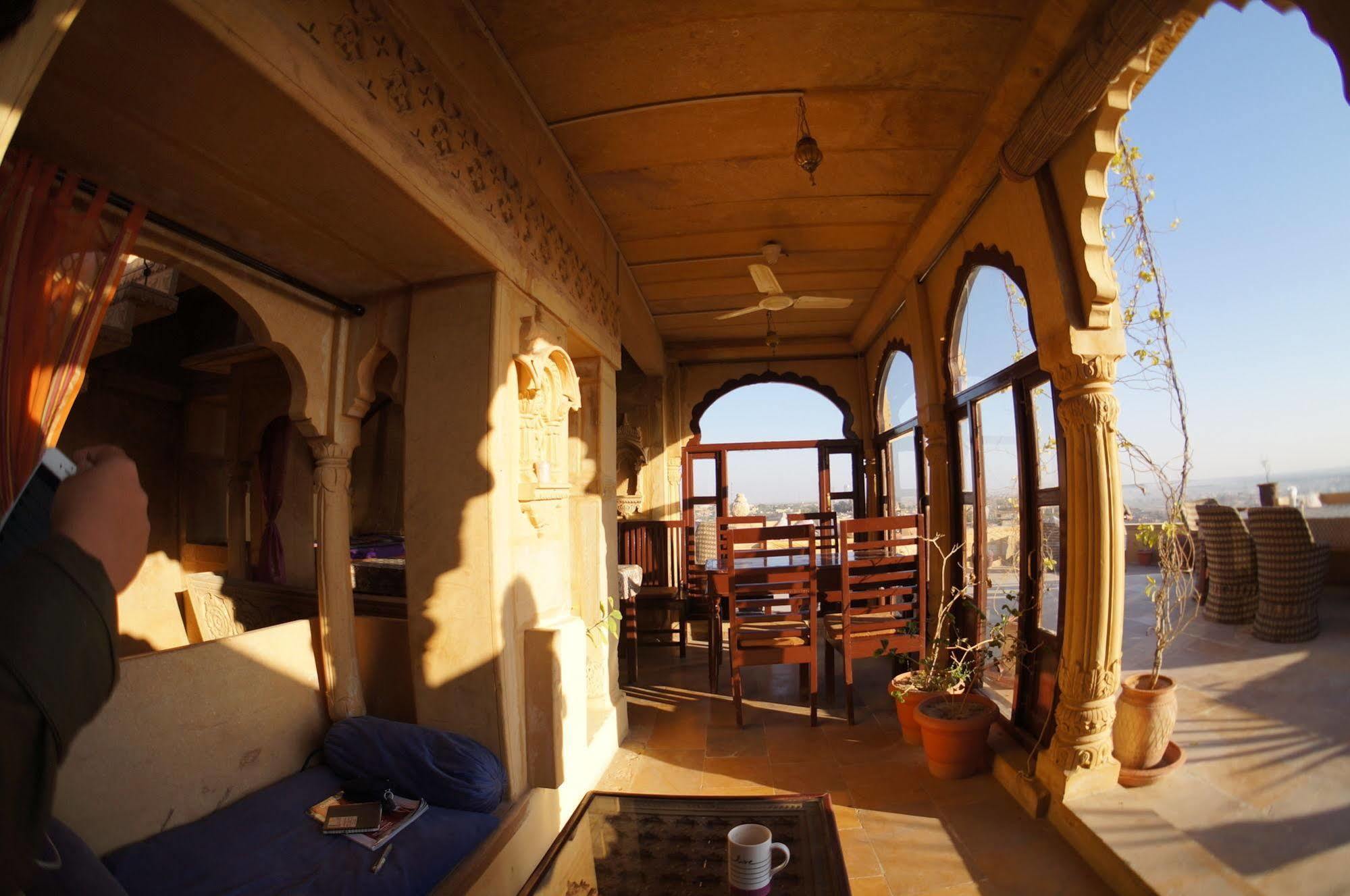 Hotel Garh Jaisal Haveli Джайсалмер Екстериор снимка
